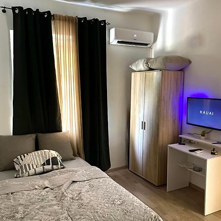 Center Studio Apartment Podgorica Ngoại thất bức ảnh