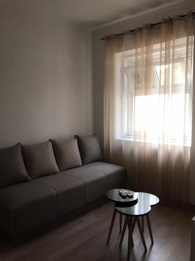 Center Studio Apartment Podgorica Ngoại thất bức ảnh